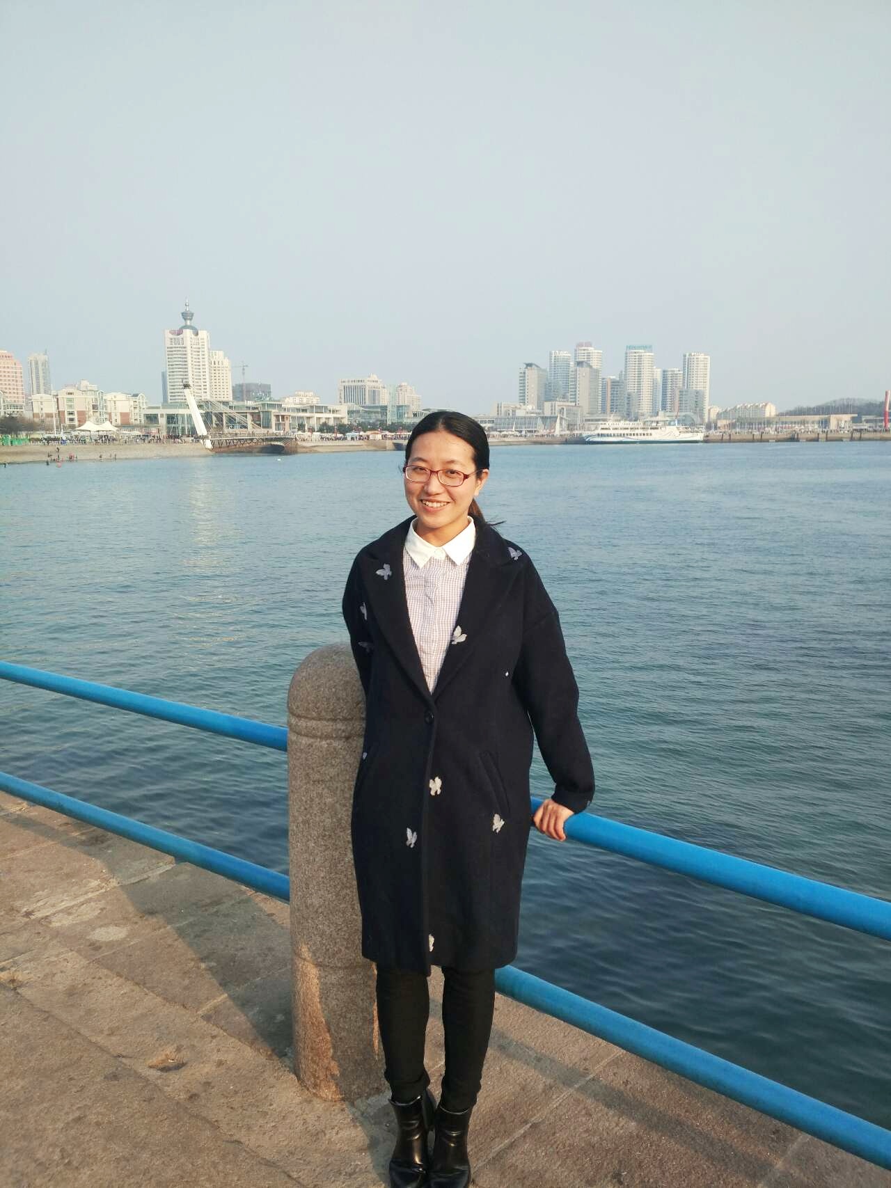 胡汝琴——生活照.jpg