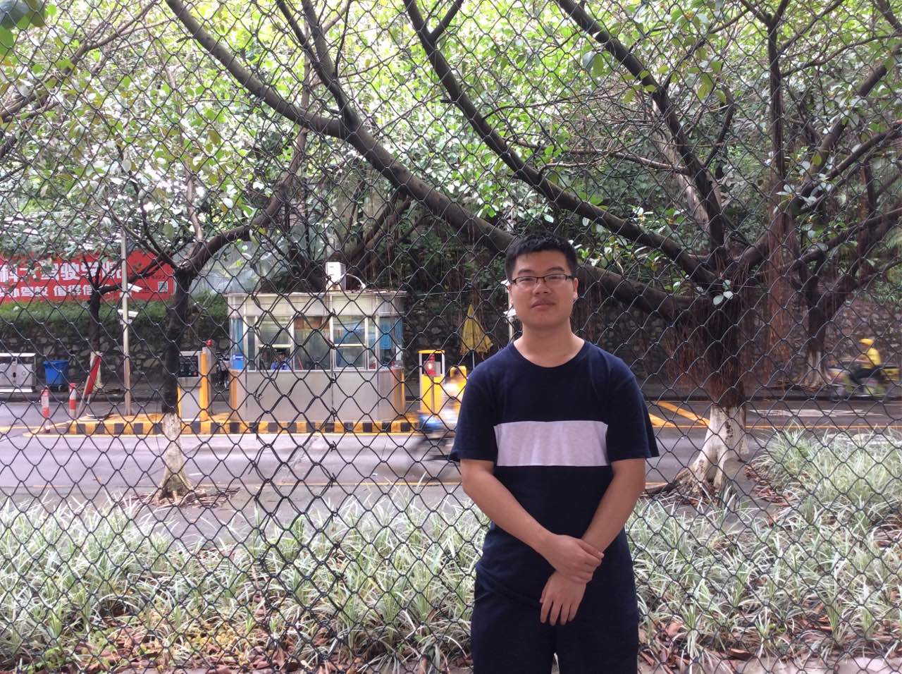 个人彩照.jpg